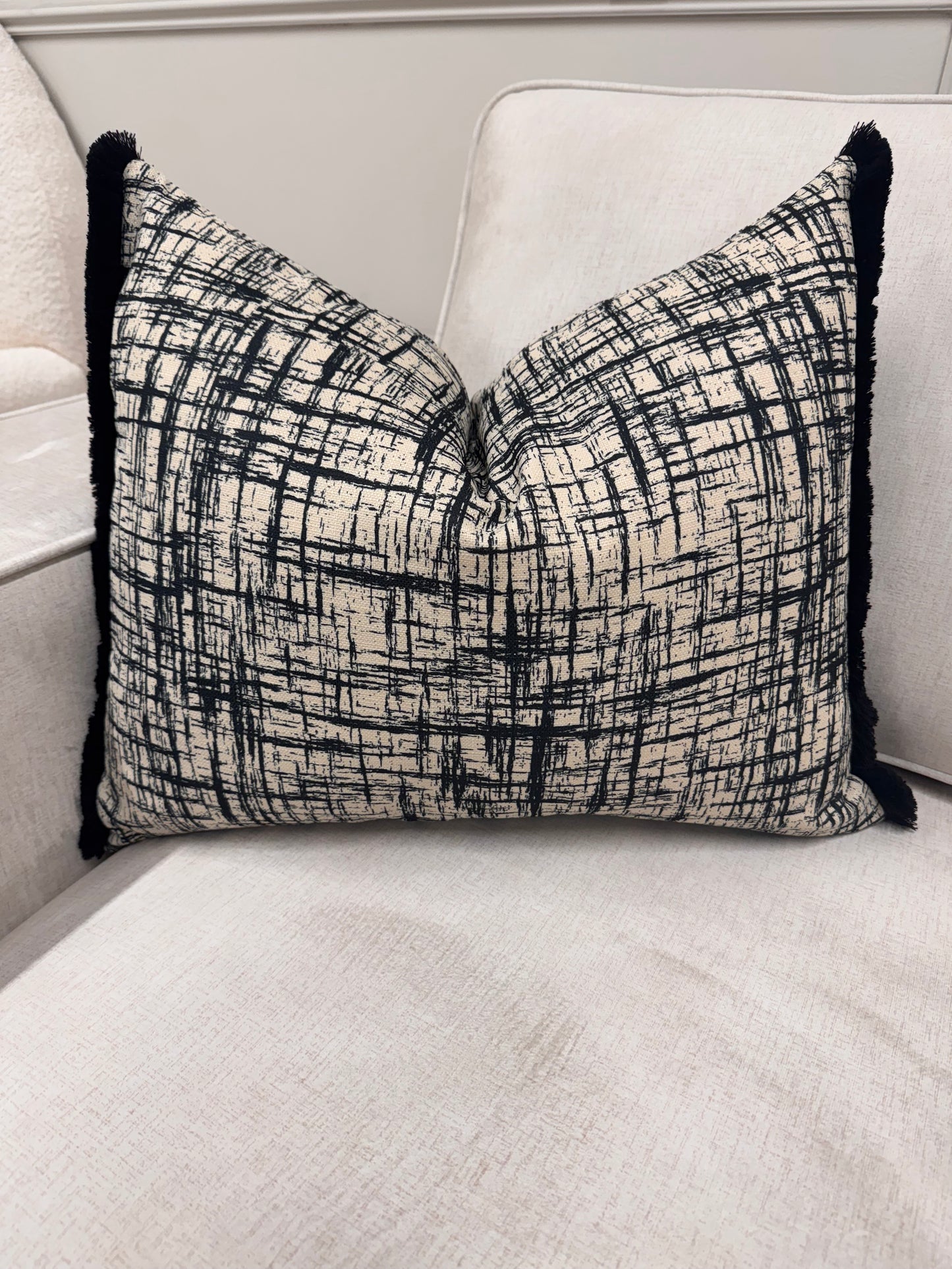 Abstract rectangular fringed scatter