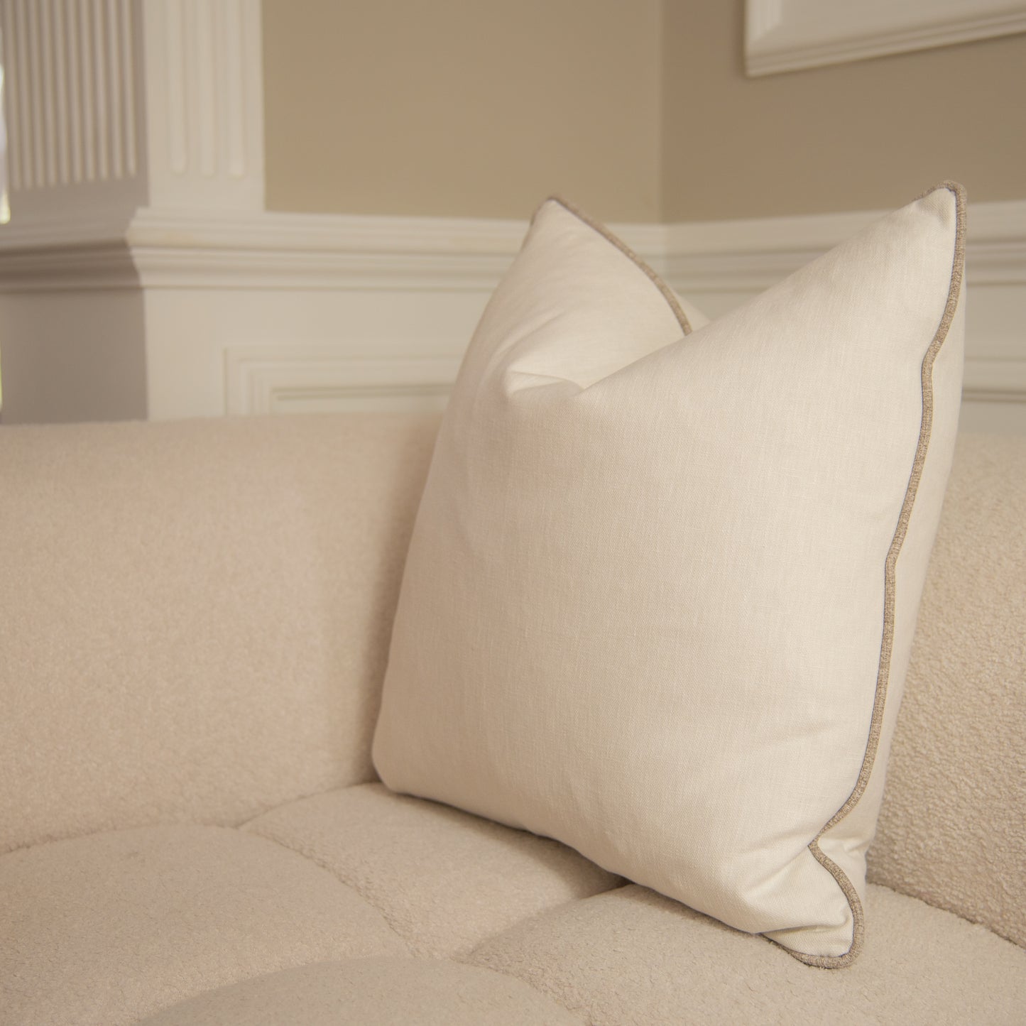 White Sky & Coast Beige Piping