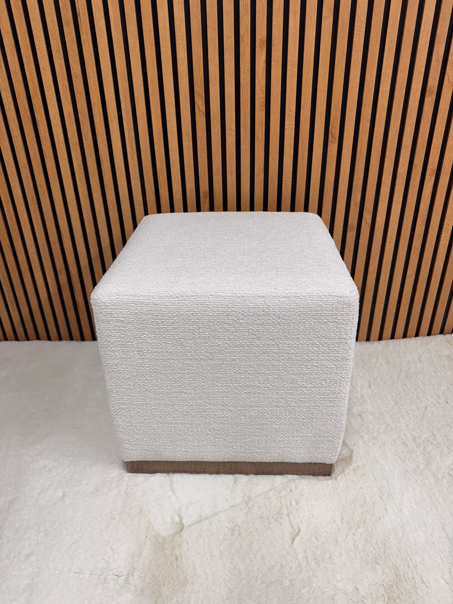 PLINTH CUBE