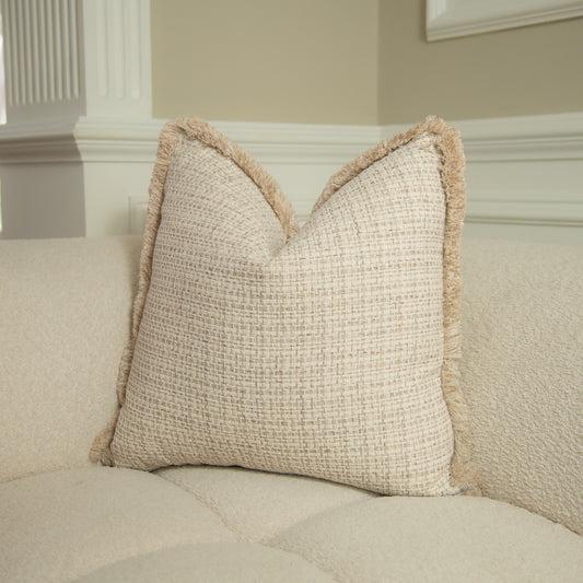 Cosy With Neutral Fringe
